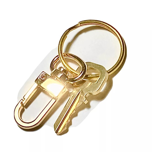 Louis Vuitton Key 1 pc 💯%Authentic - Picture 2 of 7
